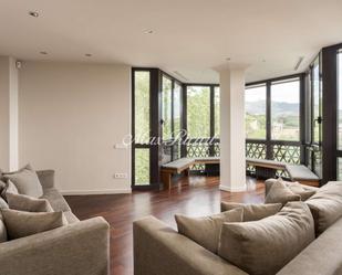 Living room of Flat to rent in  Barcelona Capital  with Air Conditioner, Heating and Furnished