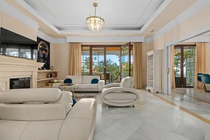 Living room of Houses for rent in Marbella  with Air Conditioner, Heating and Private garden