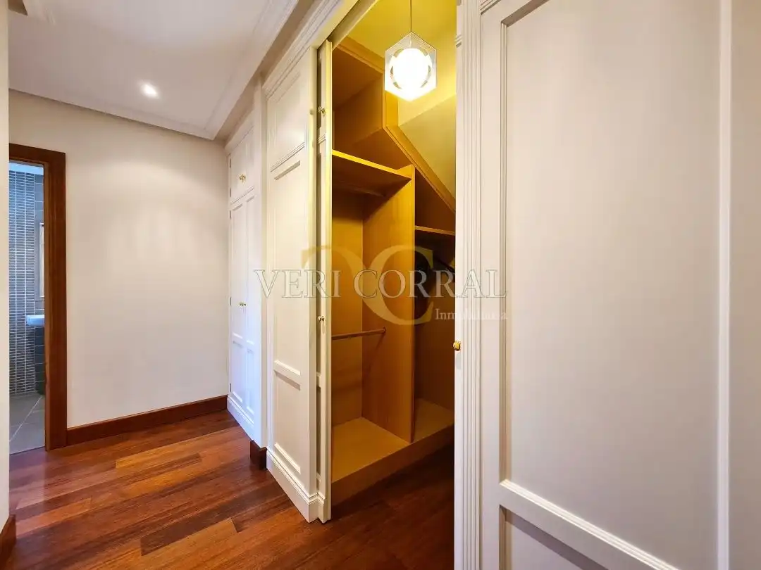 Casa o chalet en venta en Oviedo  con Calefacción, Jardín privado y Terraza
