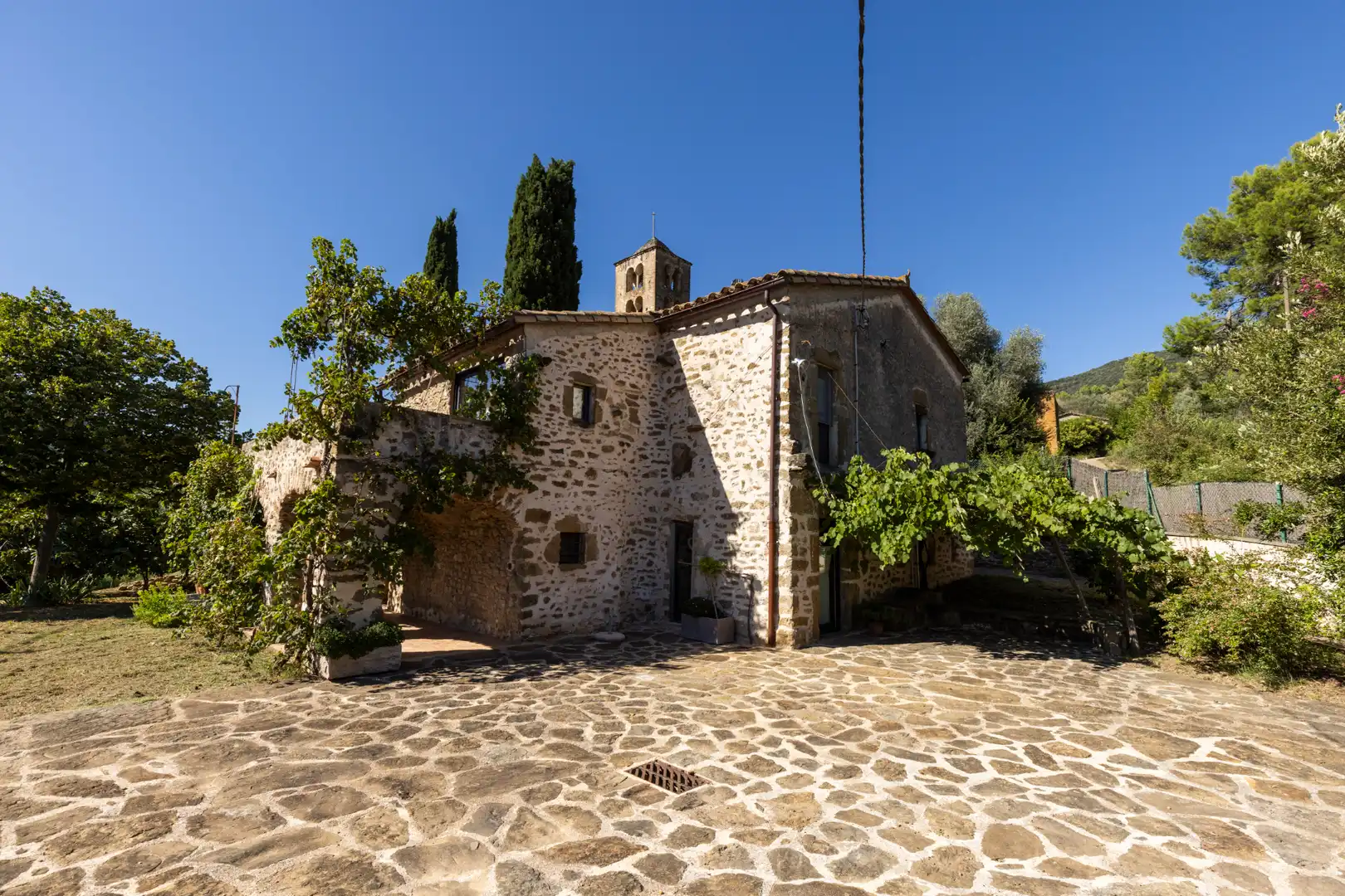 Außenansicht von Country house zum Verkauf in Sant Martí de Llémena mit Klimaanlage, Heizung und Privatgarten