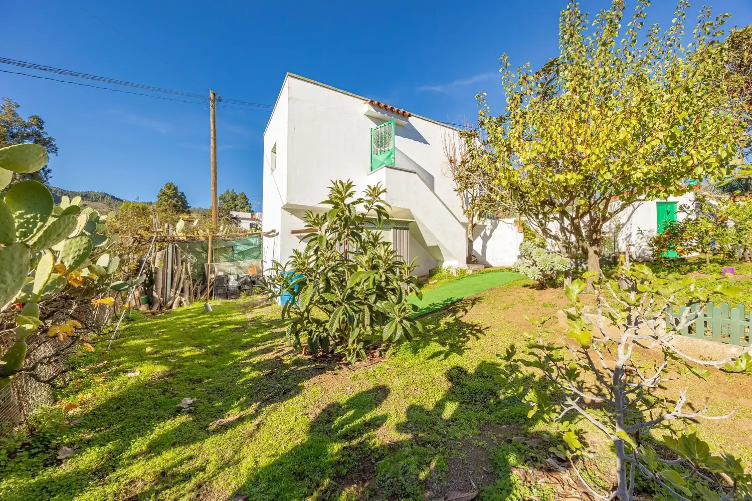 Vista exterior de Casa o xalet en venda en Vega de San Mateo amb Jardí privat i Terrassa