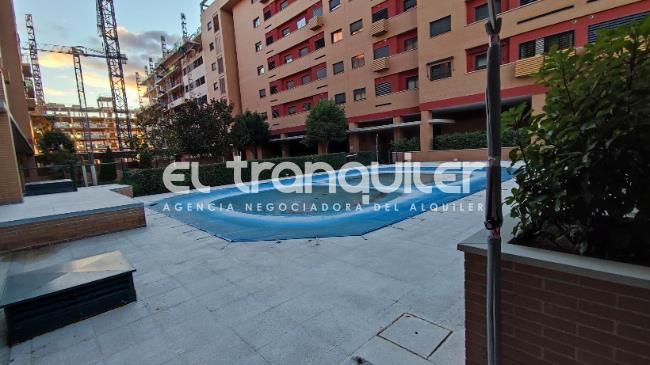 Exterior view of Flat to rent in  Madrid Capital  with Air Conditioner, Storage room and Swimming Pool