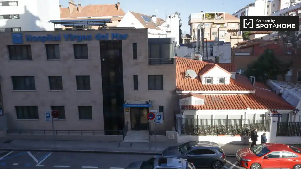 Appartamento con terrazza in affitto a Chamartín, imagen 19