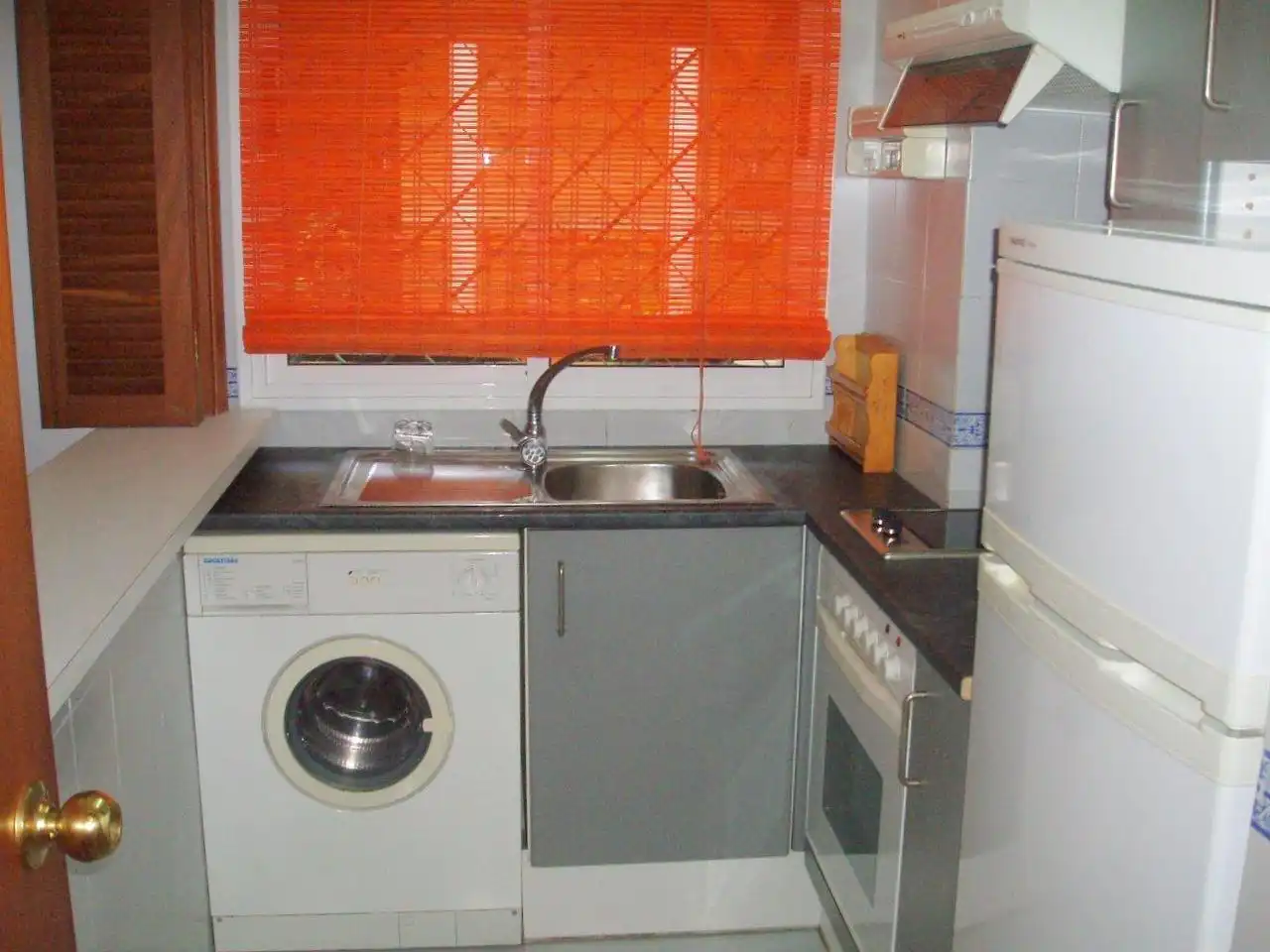 Cocina de Apartamento de alquiler en Sevilla con Aire acondicionado, Calefacción y Horno