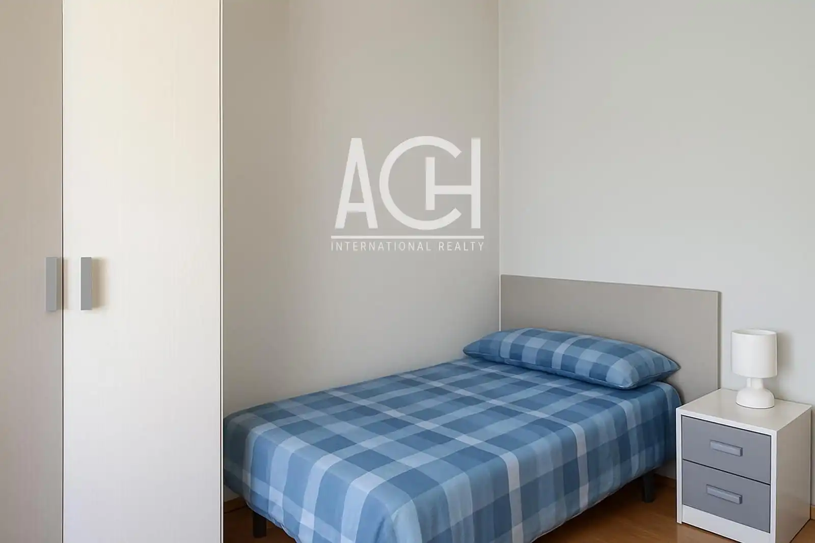 Wohnung zur Miete in N/A, Sabino Arana - Jesuitas