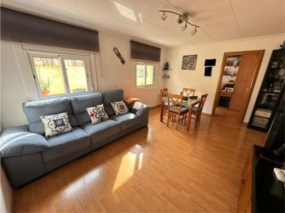 Living room of Flat for sale in  Barcelona Capital  with Air Conditioner