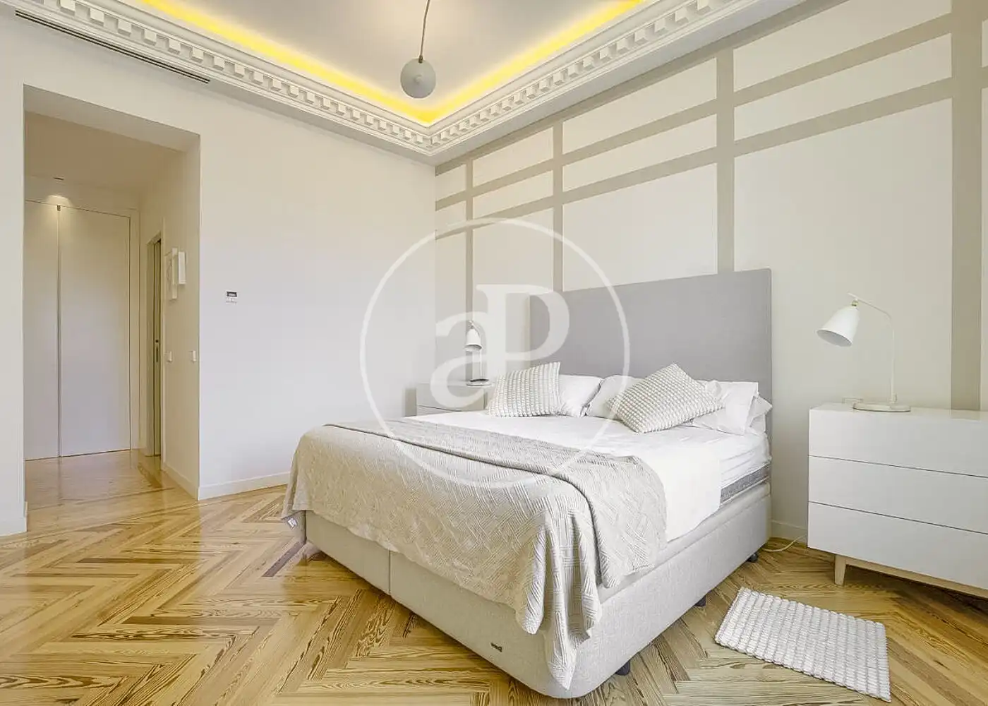 Flat with terrace to rent in Calle del Príncipe de Vergara, imagen 12