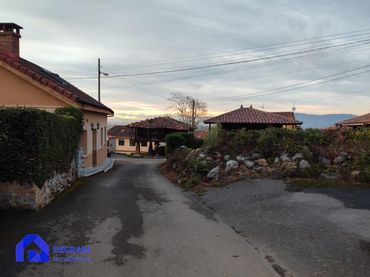 Terreni e lotti in vendita a LUGIDO
