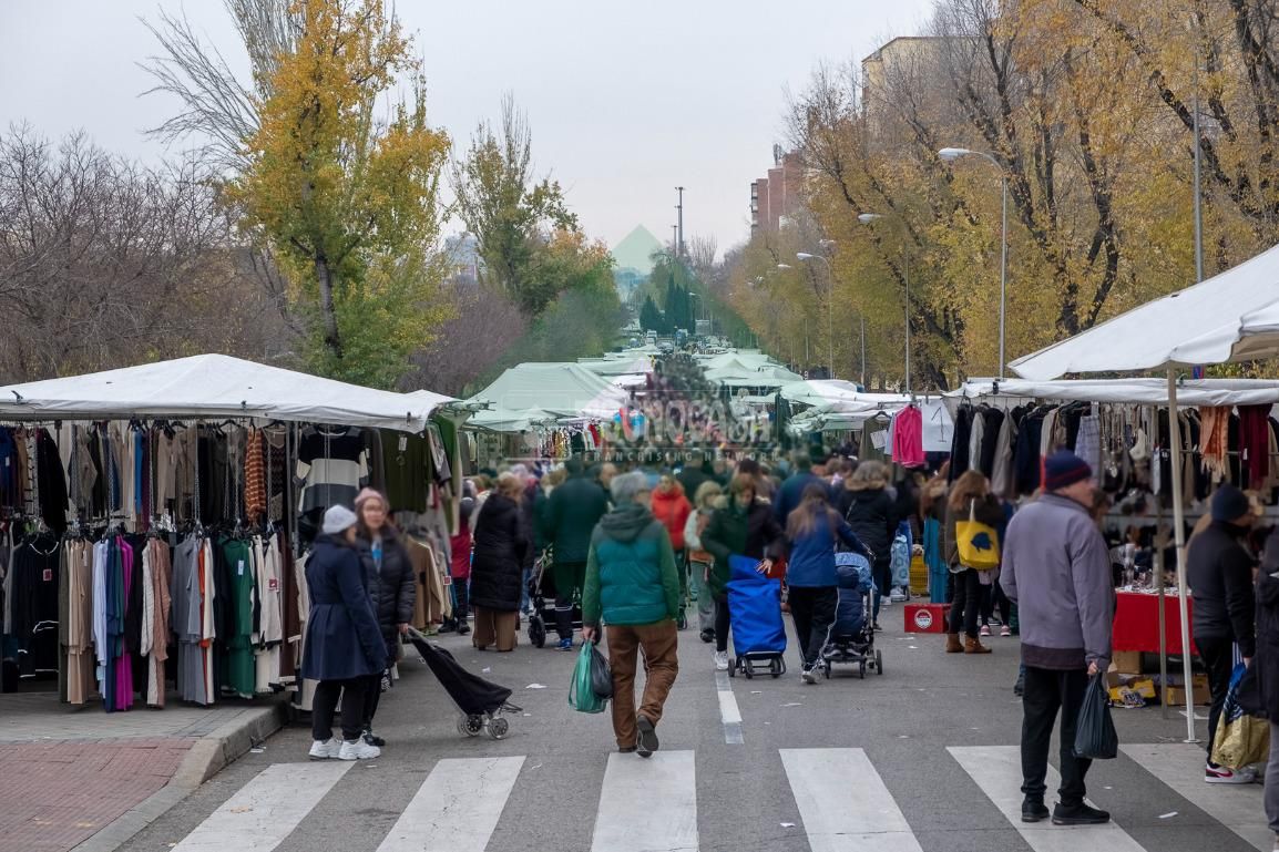 Exterior view of Flat for sale in  Madrid Capital  with Heating