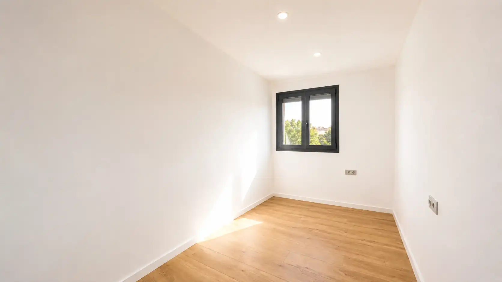 Bajo de obra nueva con piscina en venta en Carrer Verge de Montserrat 17, imagen 11