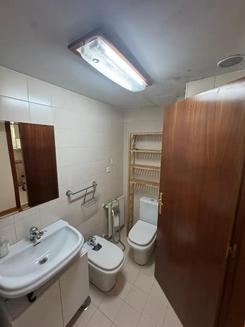 Baño de Piso en venta en Madrid con Calefacción, Jardín privado y Parquet