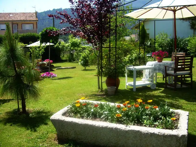Jardí de Edifici en venda en Outes