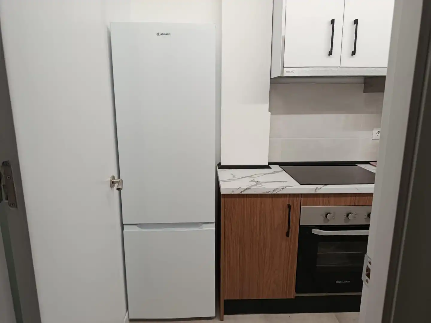 Cocina de Piso para compartir en Granada con Terraza, Amueblado y Balcón