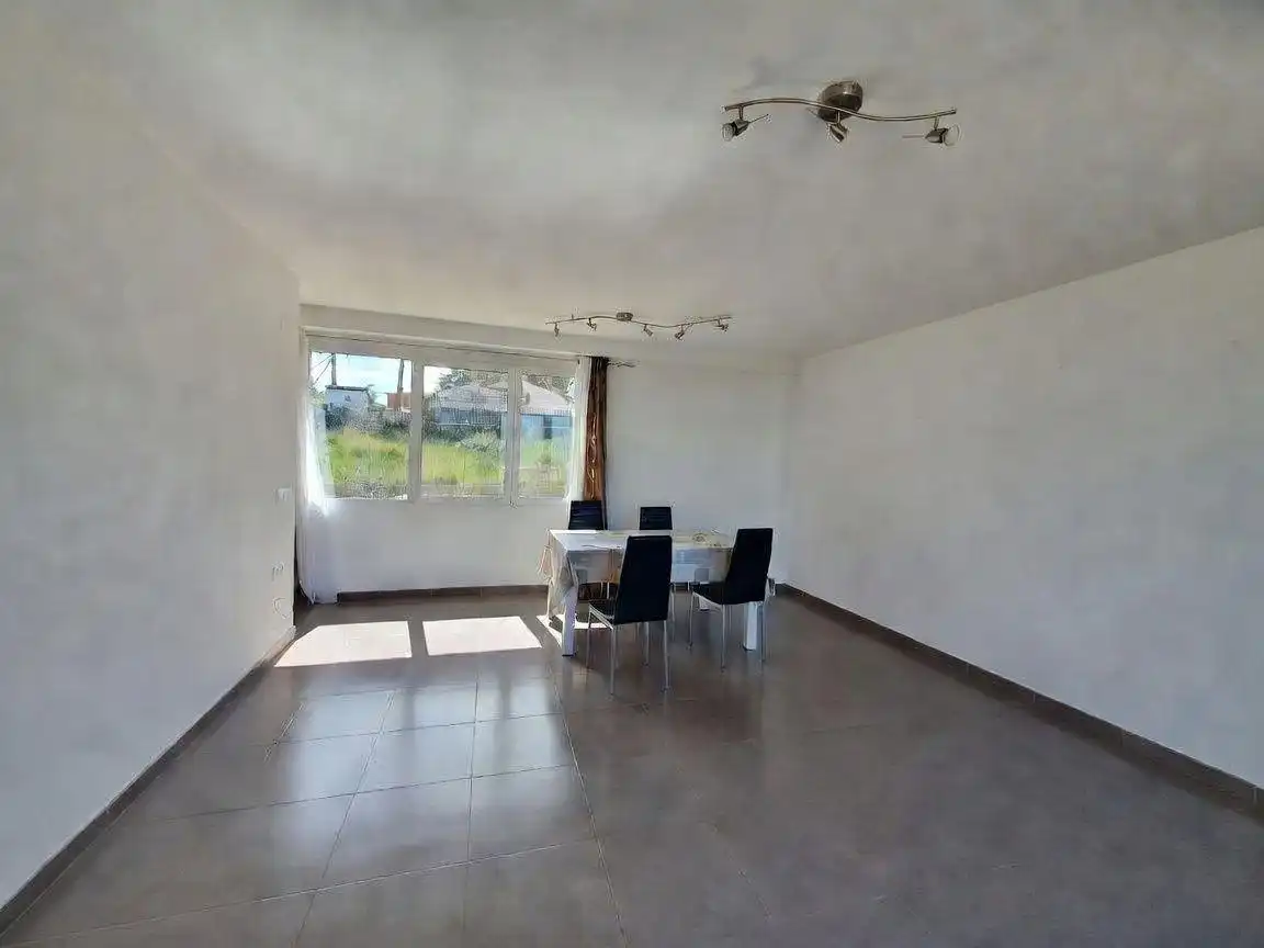 Detached house with terrace to rent in Calle NAVARRO REVERTER, imagen 2