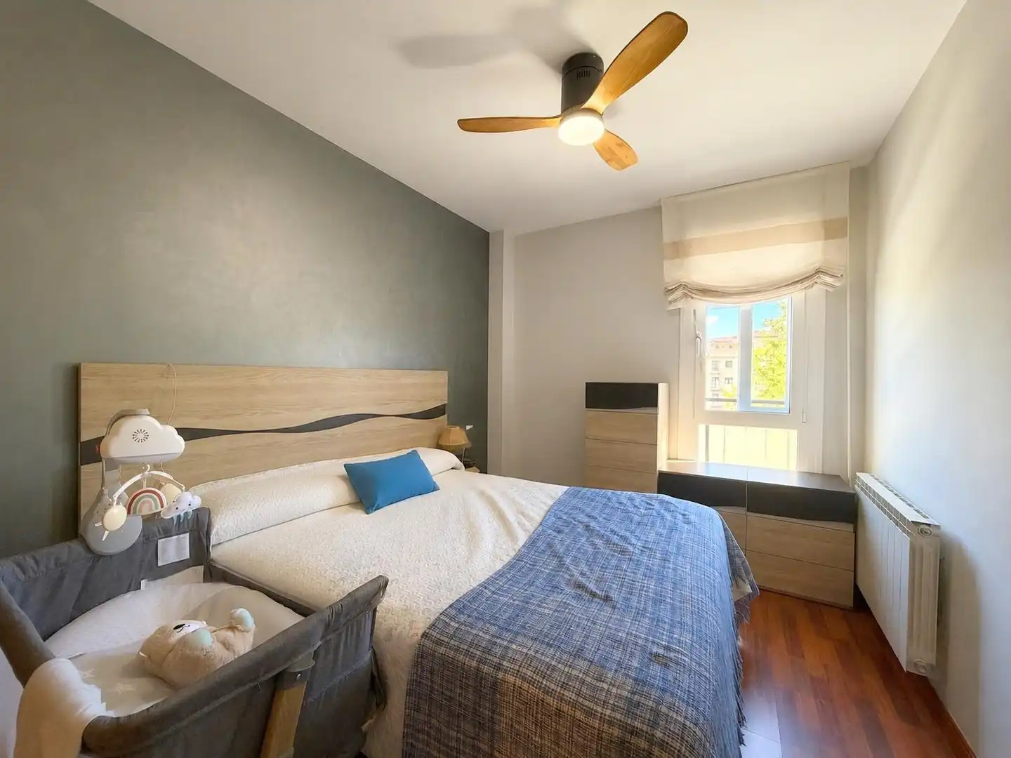 Habitación de Piso en venta en Ávila con Calefacción, Trastero y Amueblado