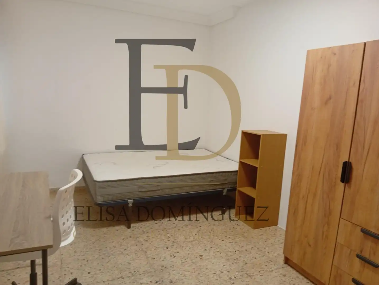 Habitación de Piso de alquiler en Salamanca con Calefacción, Amueblado y Balcón