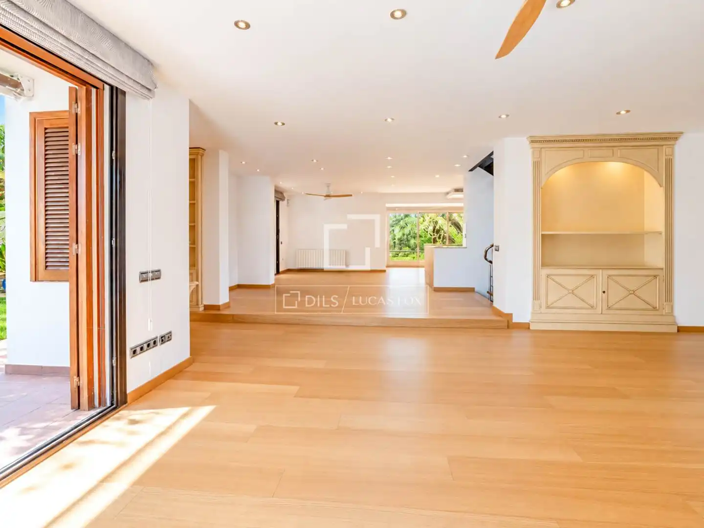 Villa avec terrasse à vendre à Vallpineda - Santa Bárbara, imagen 9
