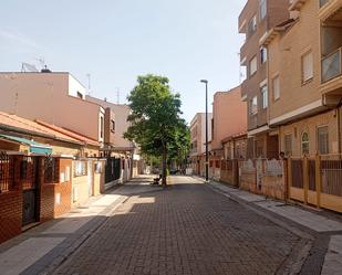 Vista exterior de Casa adosada en venda en  Zaragoza Capital amb Aire condicionat, Calefacció i Terrassa