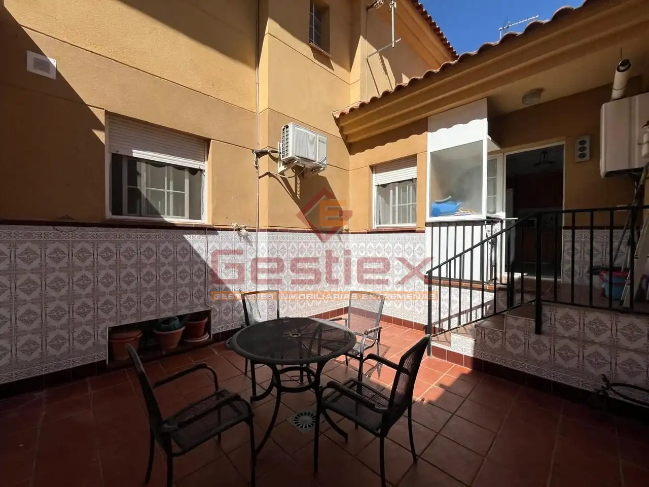 Vista exterior de Casa o chalet en venta en Almendralejo con Aire acondicionado