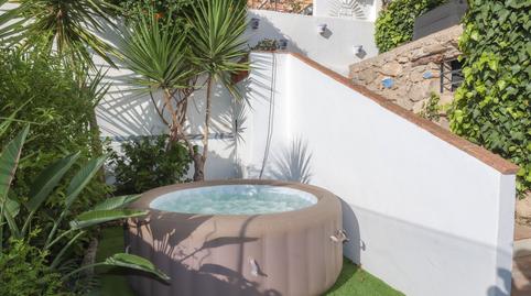 Foto 2 de Casa adosada en venta en Calle Corrales, Alozaina, Málaga