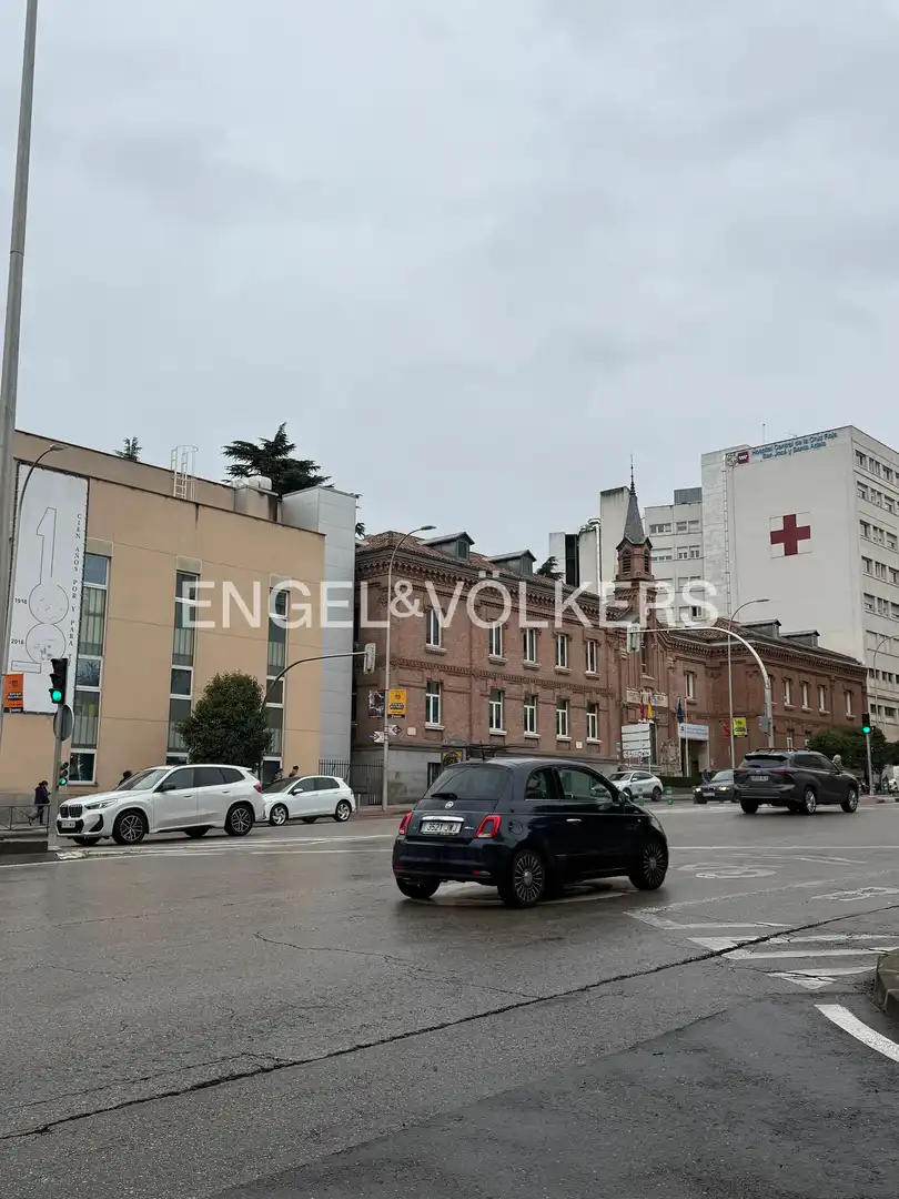 Vista exterior de Pis de lloguer en Madrid amb Aire condicionat, Calefacció i Balcó