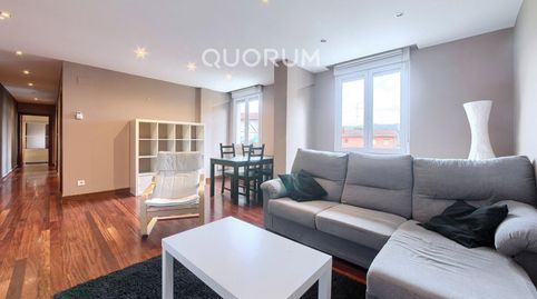 Foto 5 de Piso en venta en San Miguel, Basauri
