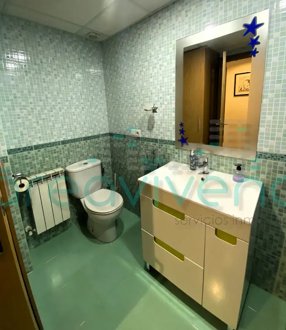 Baño de Piso en venta en Castellón de la Plana / Castelló de la Plana con Aire acondicionado y Balcón