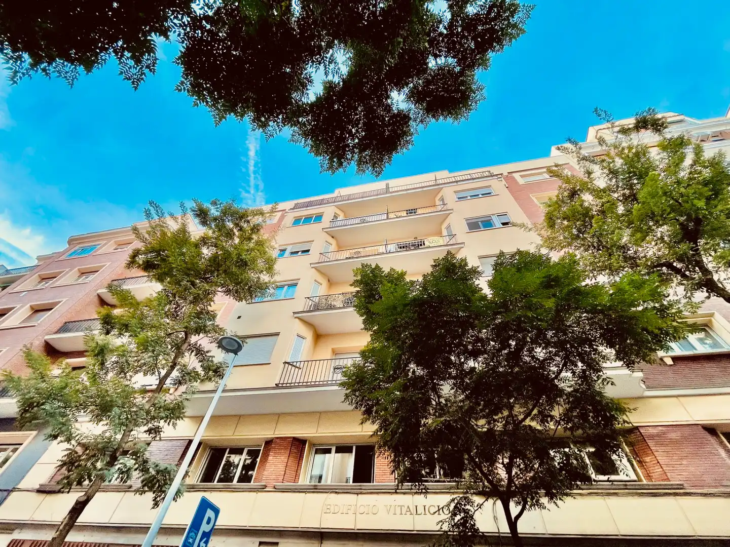 Apartamento de alquiler en Calle de Ponzano, Ríos Rosas - Nuevos Ministerios