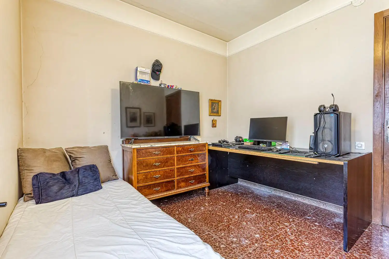 Sala d'estar de Casa o xalet en venda en Igualada amb Calefacció, Traster i Piscina