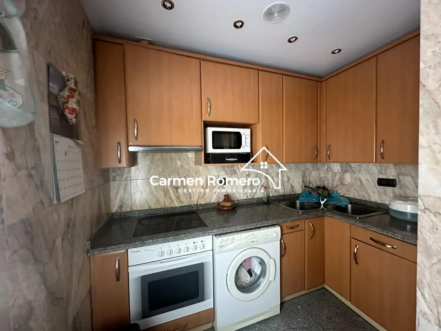Kitchen of Flat for sale in Salamanca  with Heating, Parquet flooring and Terrace