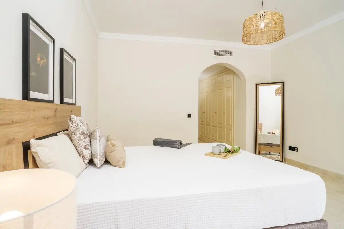Bedroom of Flat for sale in Marbella  with Air Conditioner, Heating and Private garden