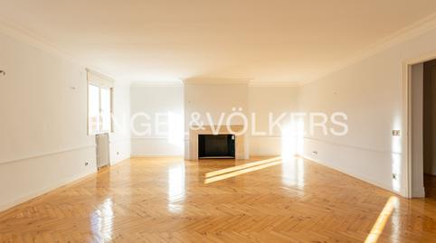 Foto 2 de Apartamento de alquiler en Recoletos,  Madrid Capital