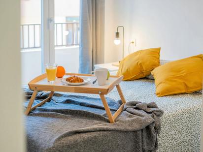 Bedroom of Flat to share in  Valencia Capital  with Furnished, Washing machine and TV