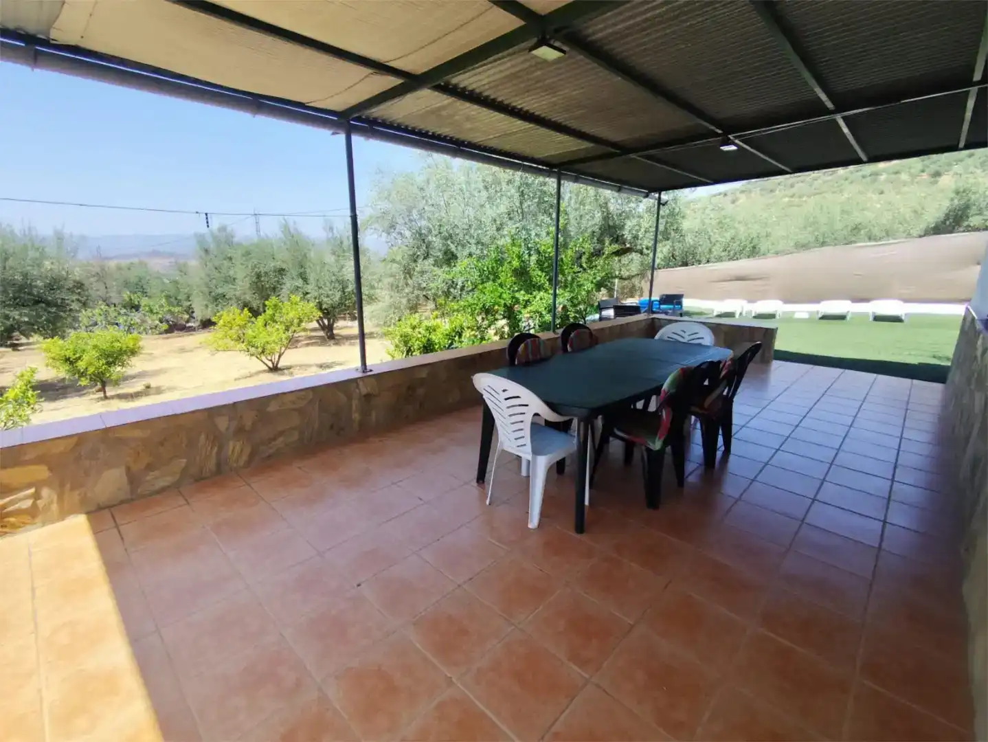 Terrasse von Country house zur Miete in Periana mit Klimaanlage, Privatgarten und Schwimmbad