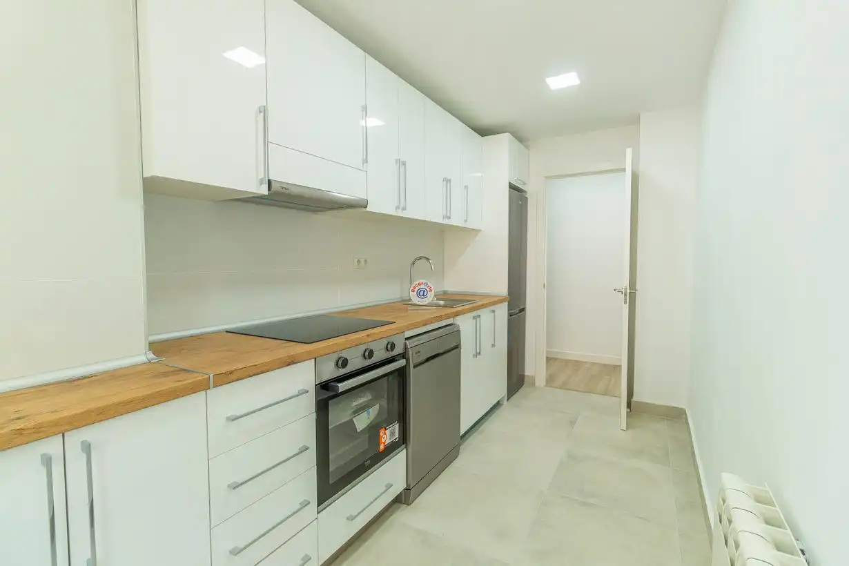 Küche von Wohnung zum Verkauf in Madrid mit Klimaanlage, Heizung und Terrasse