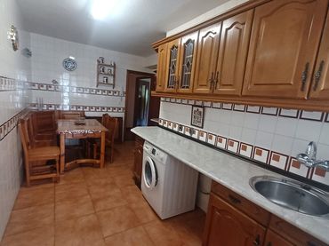 Piso con balcón en venta en Calle de la Granja