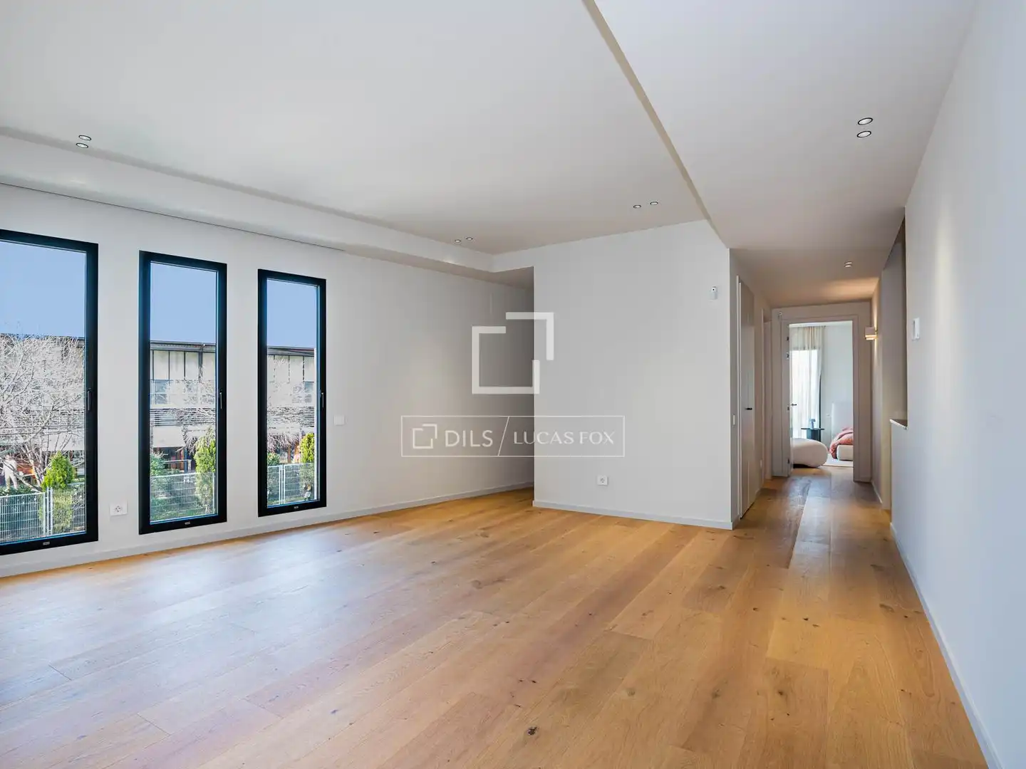 Vista exterior de Casa o xalet en venda en Sant Cugat del Vallès amb Aire condicionat, Calefacció i Jardí privat