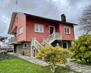 Vista exterior de Casa o xalet en venda en Lugo Capital amb Terrassa i Balcó