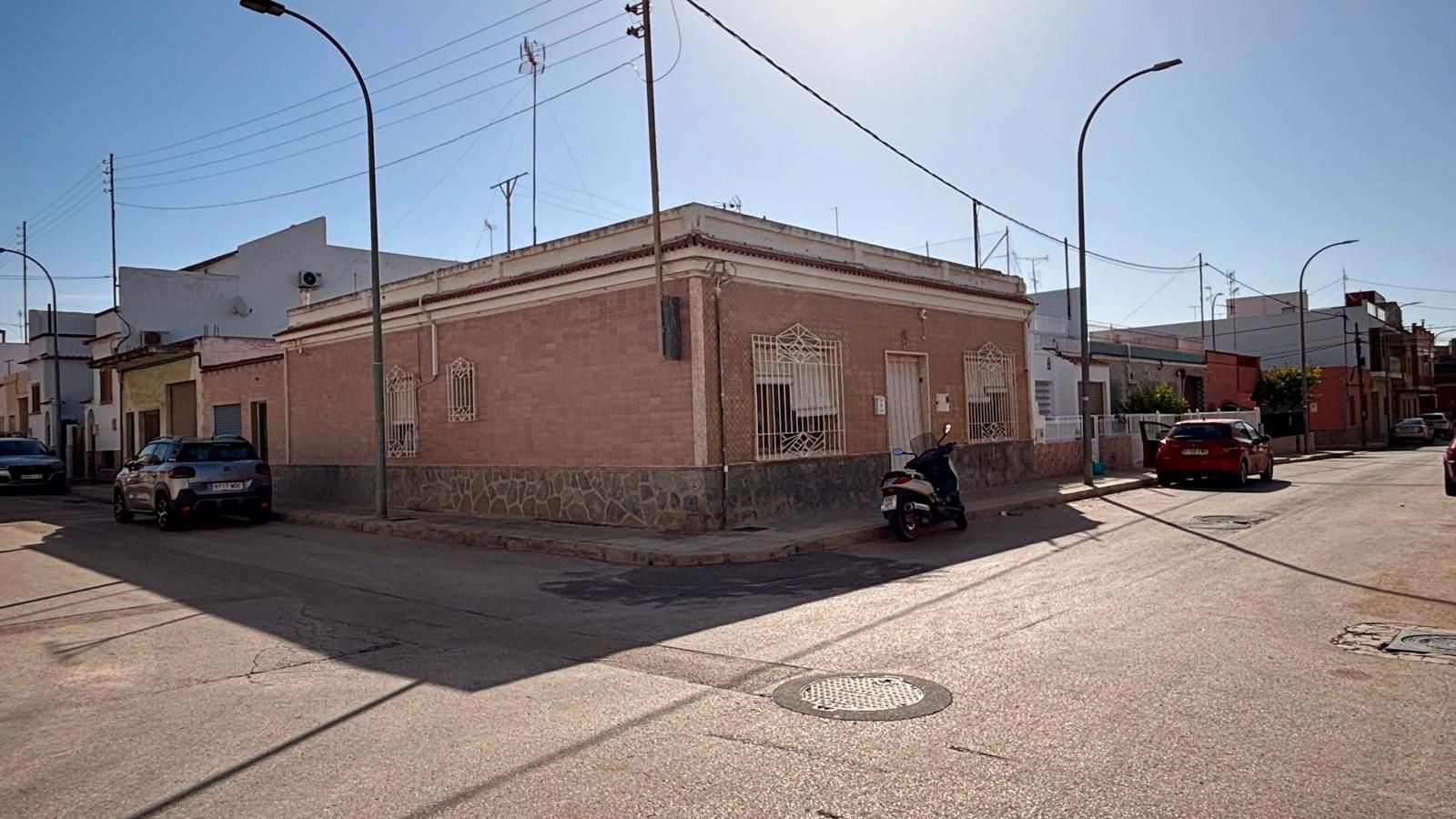 Exterior view of House or chalet for sale in Cartagena  with Terrace and Furnished