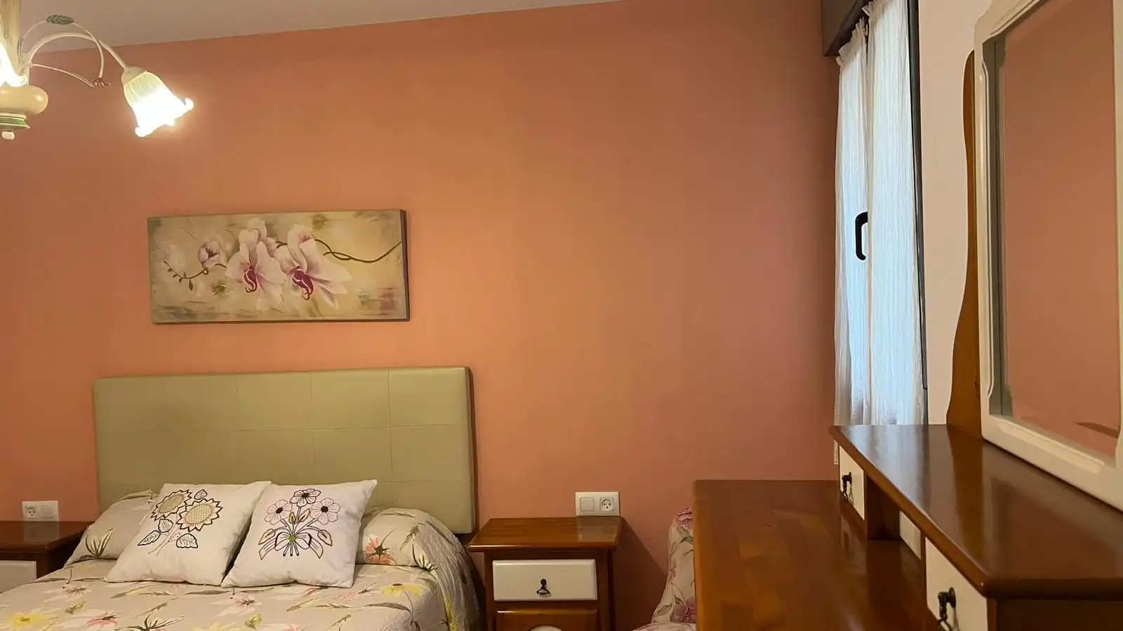 Bedroom of Flat for sale in Cangas de Onís  with Heating