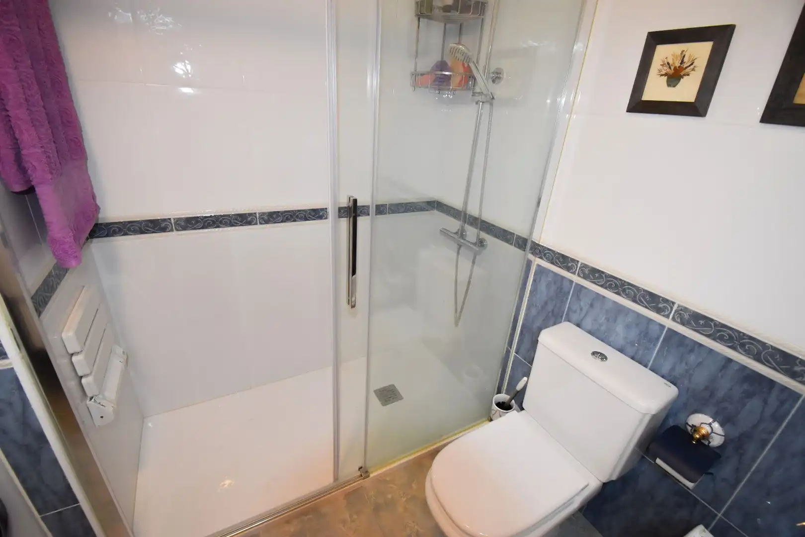 Baño de Apartamento de alquiler en Santa Pola con Aire acondicionado, Calefacción y Terraza