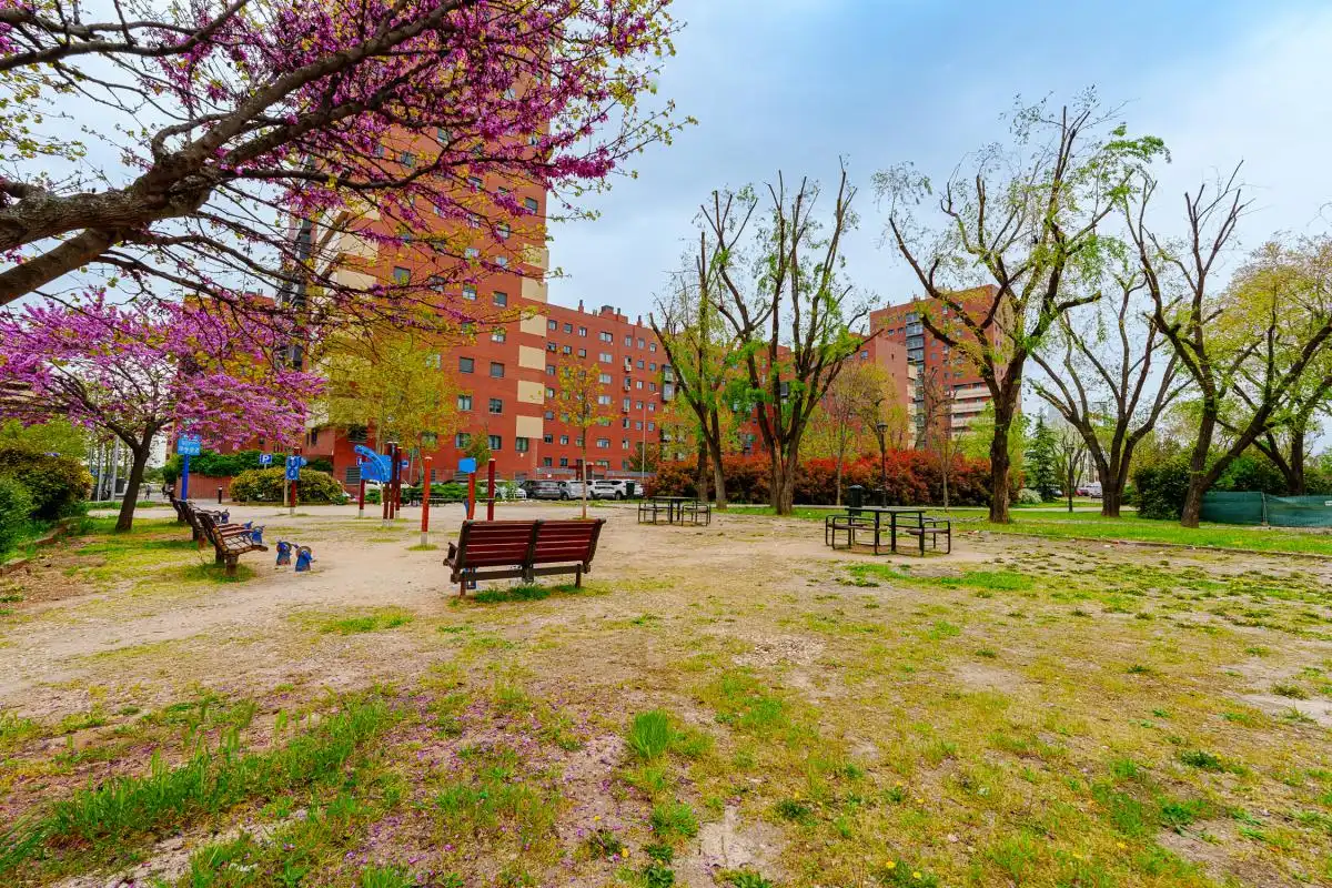 Vista exterior de Piso en venta en Madrid con Aire acondicionado, Calefacción y Amueblado