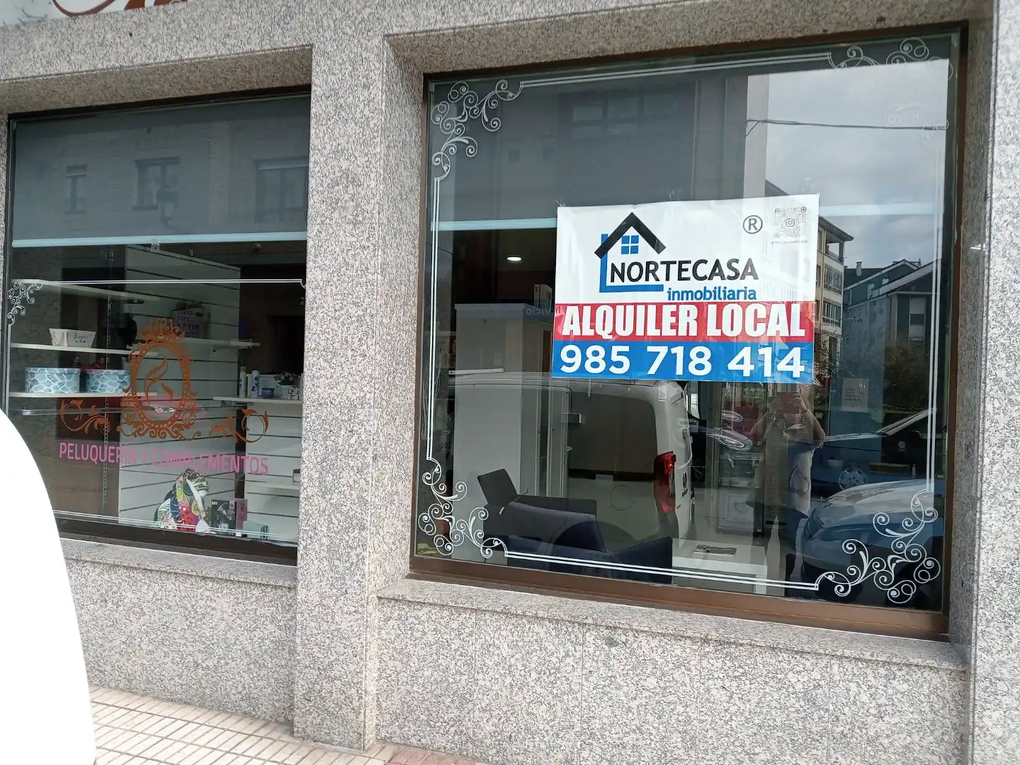 Local de lloguer en Nava amb Terrassa, Moblat i Alarma