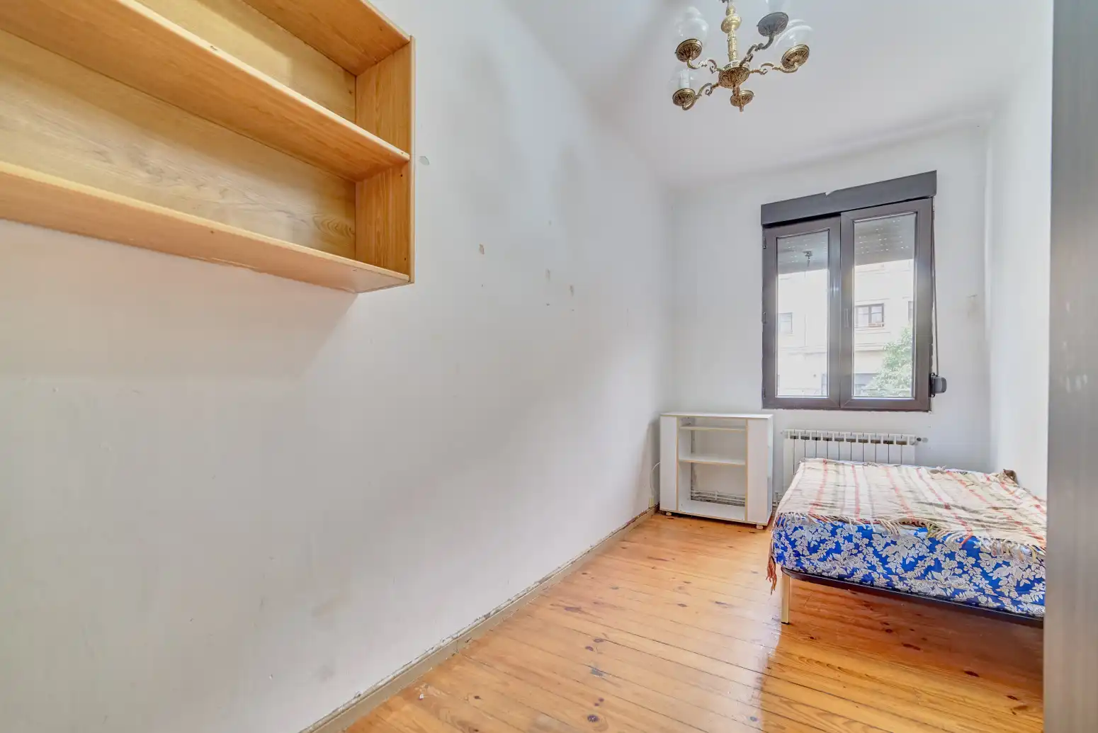 Habitación de Piso en venta en  Pamplona / Iruña con Calefacción