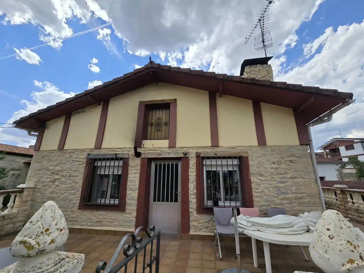 Vista exterior de Casa o xalet en venda en Valle de Losa