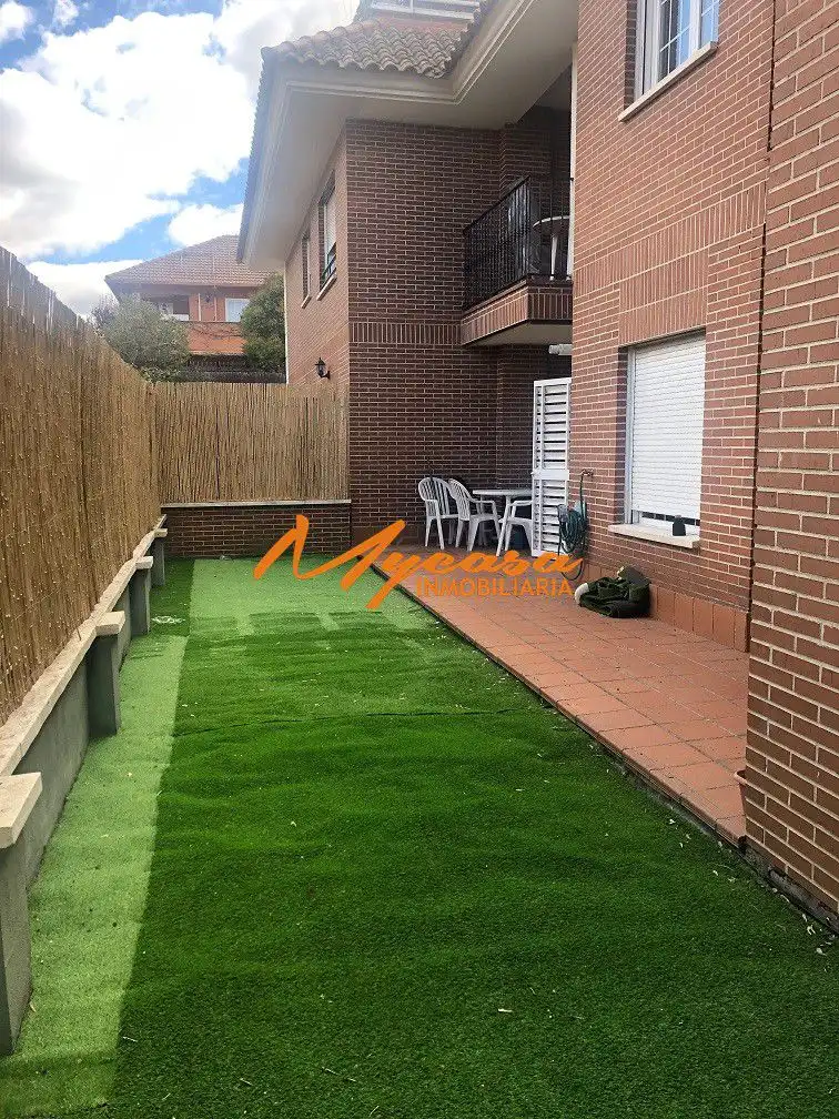 Jardín de Piso para compartir en Villaviciosa de Odón con Aire acondicionado, Calefacción y Terraza