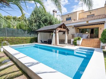 Maison avec balcon à vendre à Calle Jazmín