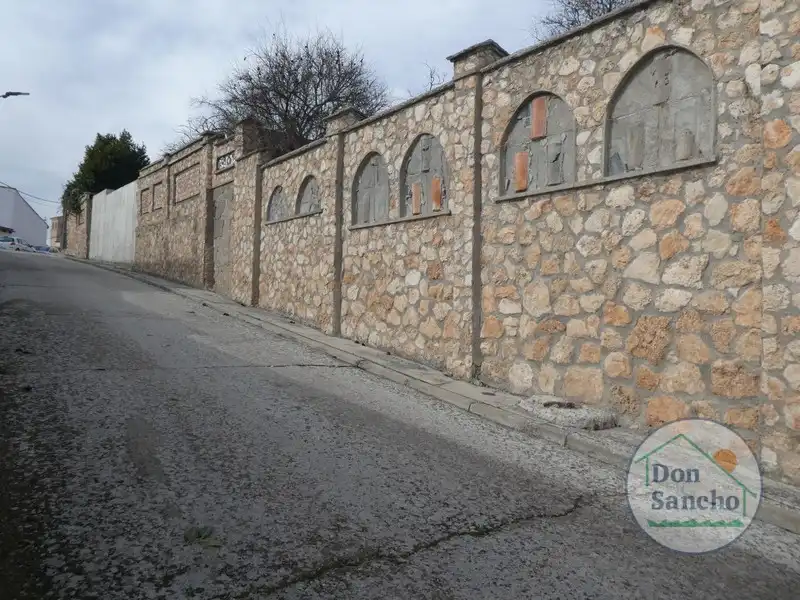 Exterior view of Houses for sale in Olivares de Duero