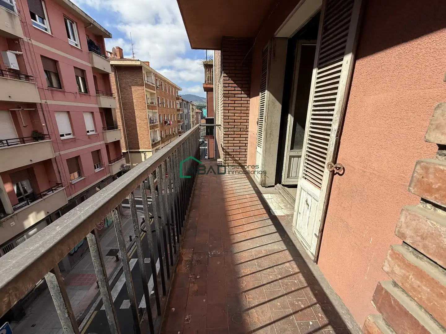Terrassa de Pis en venda en Bilbao  amb Parquet, Terrassa i Balcó