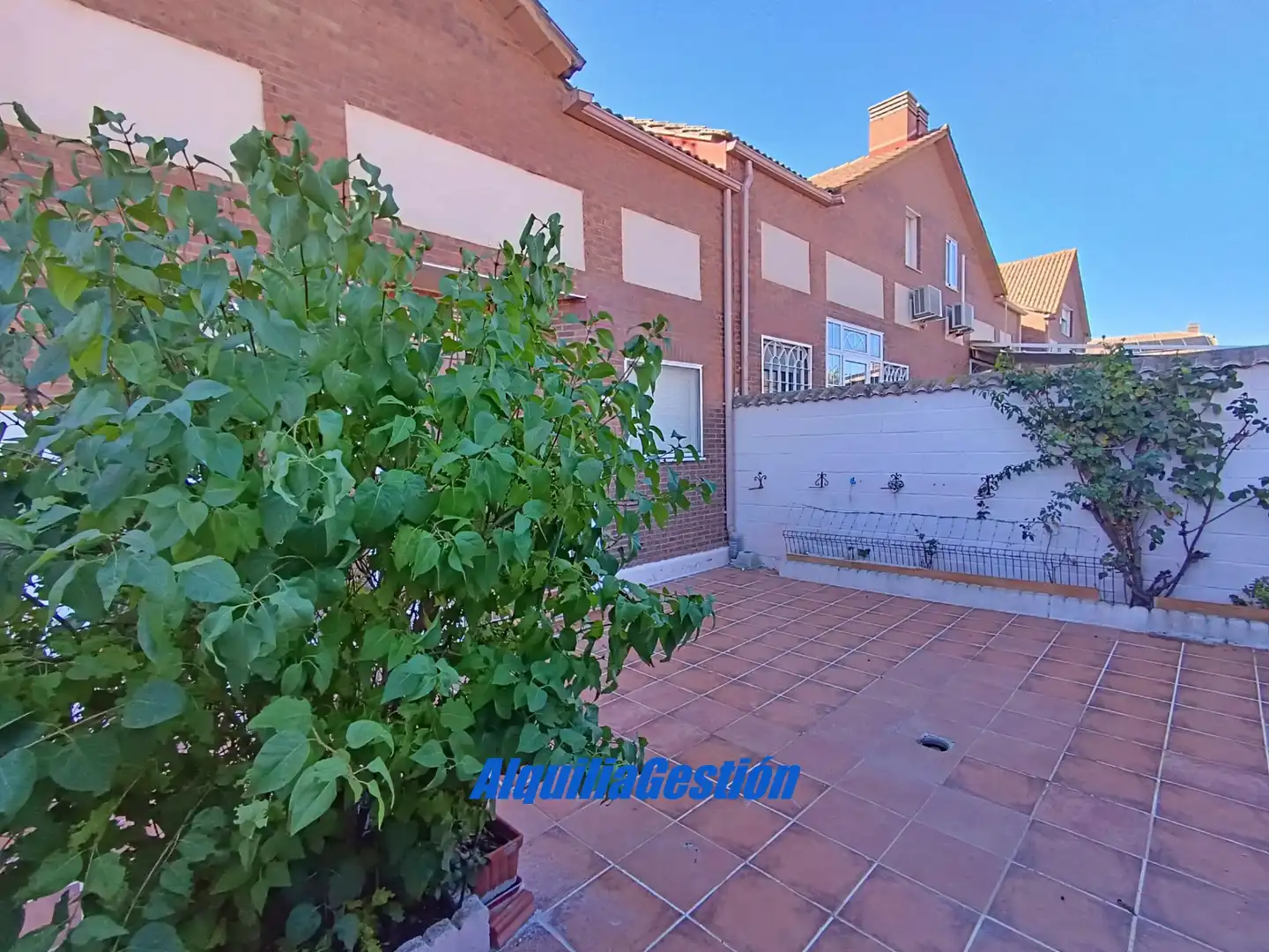 Adossat amb jardí en venda a Calle los Rosales, imagen 38
